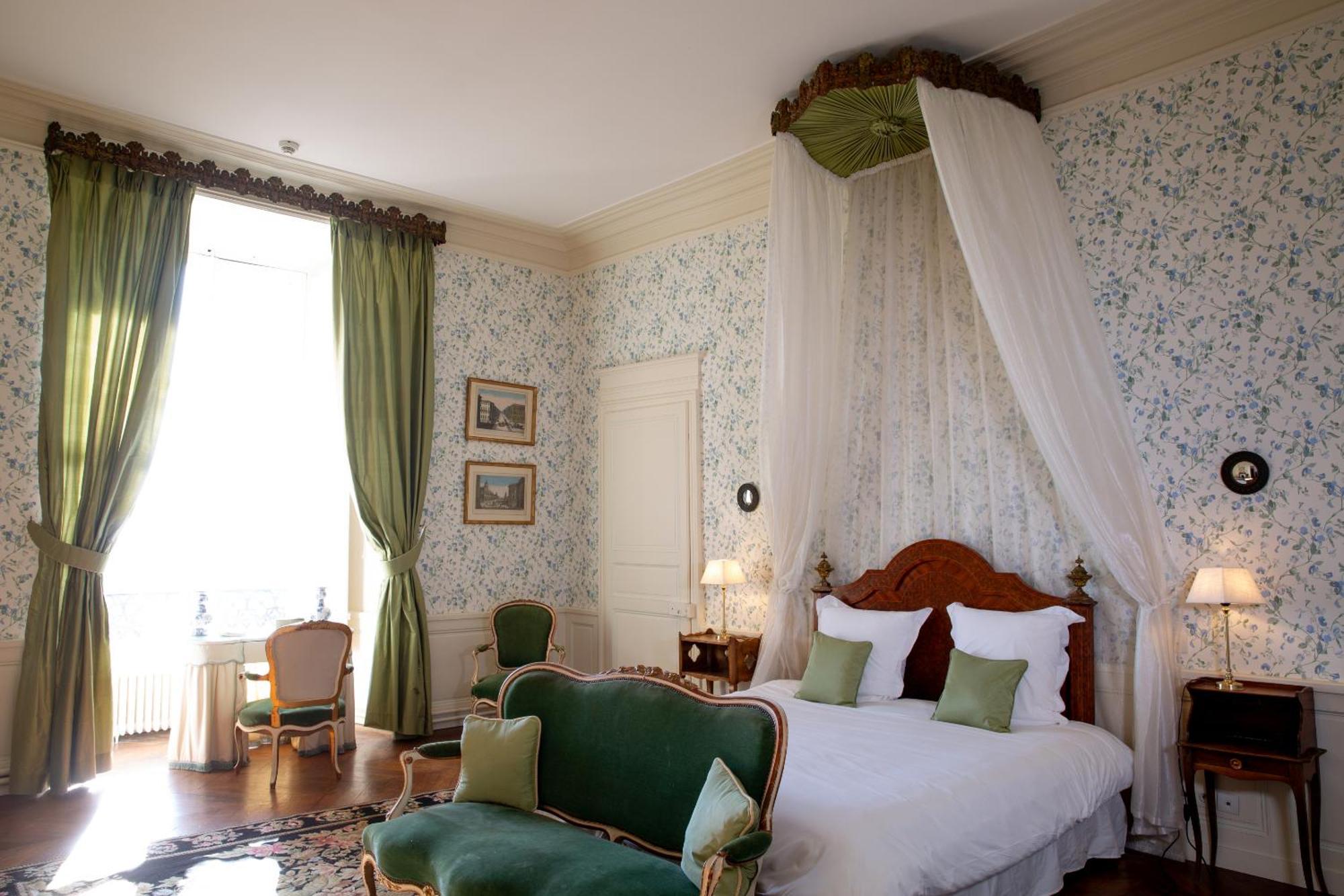 Chateau De Montmirail Montmirail  객실 사진
